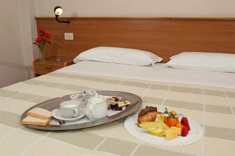 Grand Hotel Bolognese Salsomaggiore Terme Exterior foto